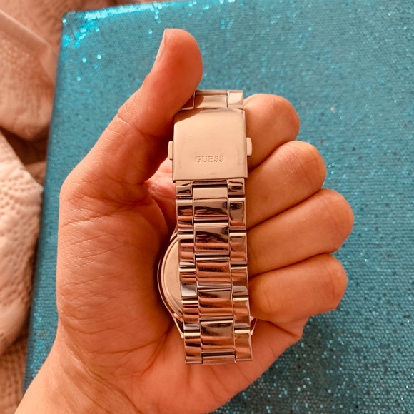 Guess watch silver - Picture 2 of 3